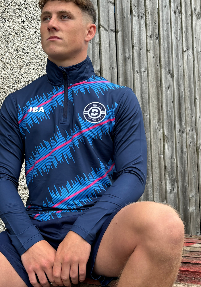 EDGE QUARTER ZIP TOP NAVY BLUE