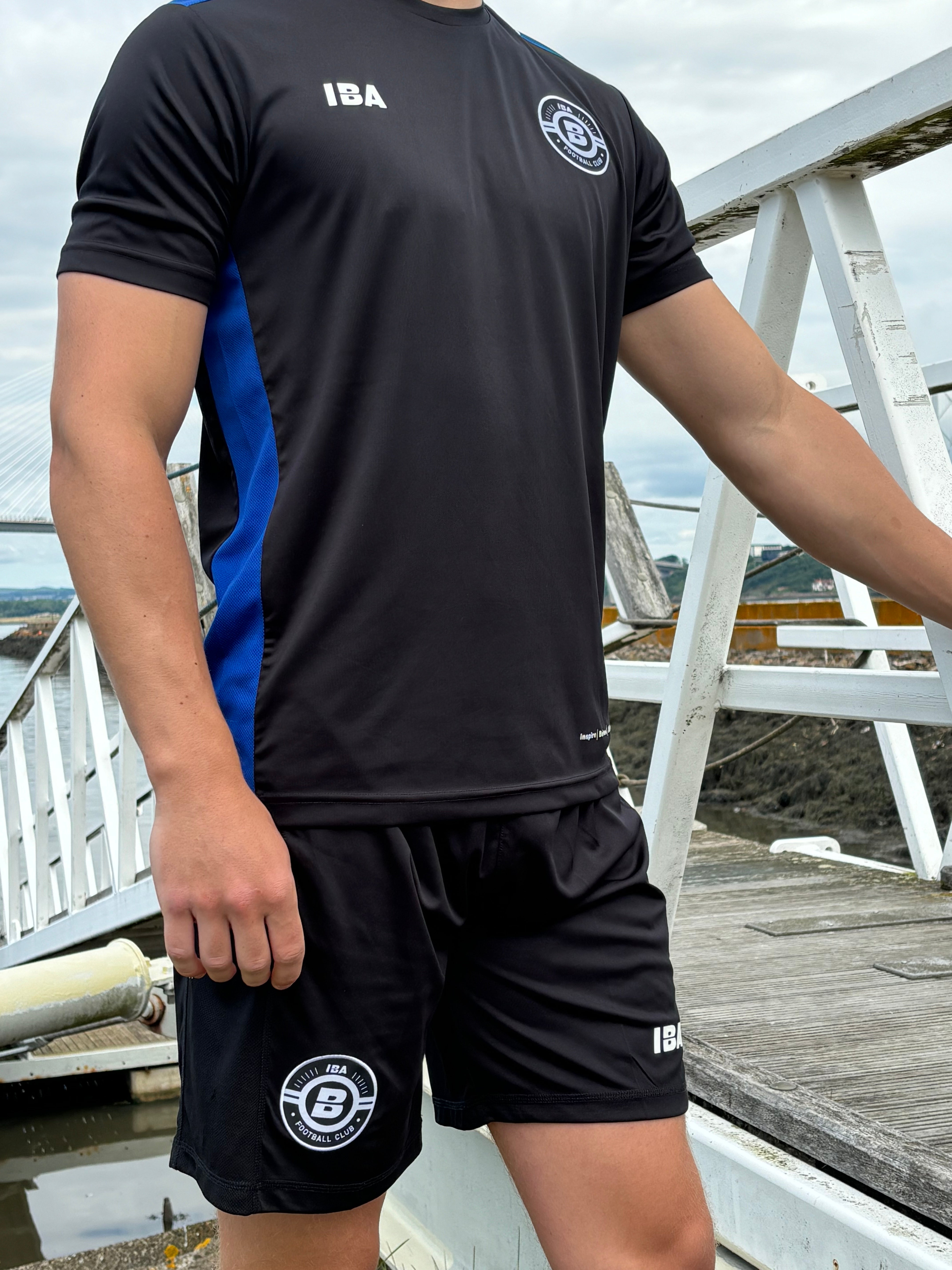 PERFORMANCE SHIRT BLACK/ROYAL BLUE