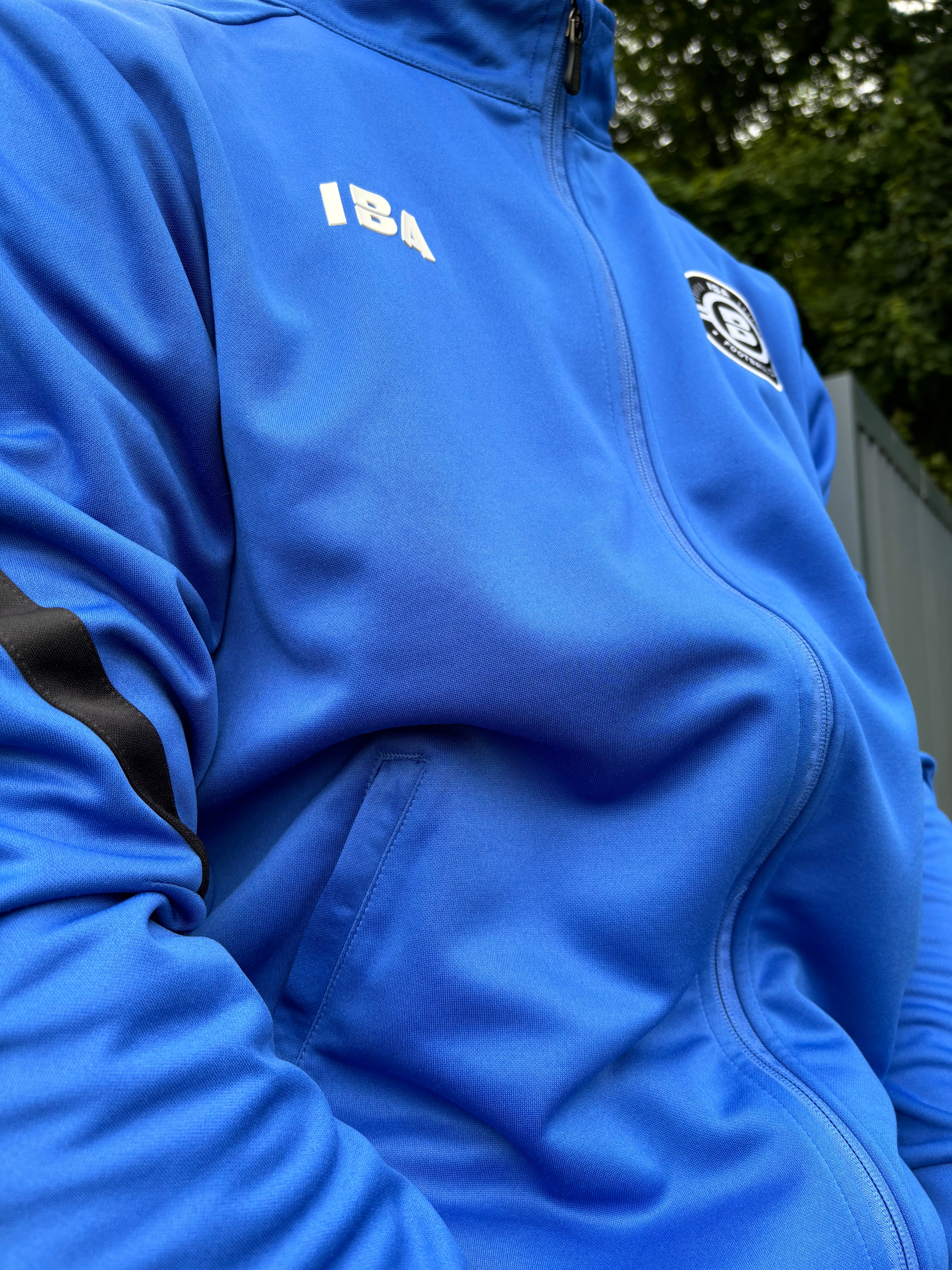 STRIVE FULL ZIP JACKET